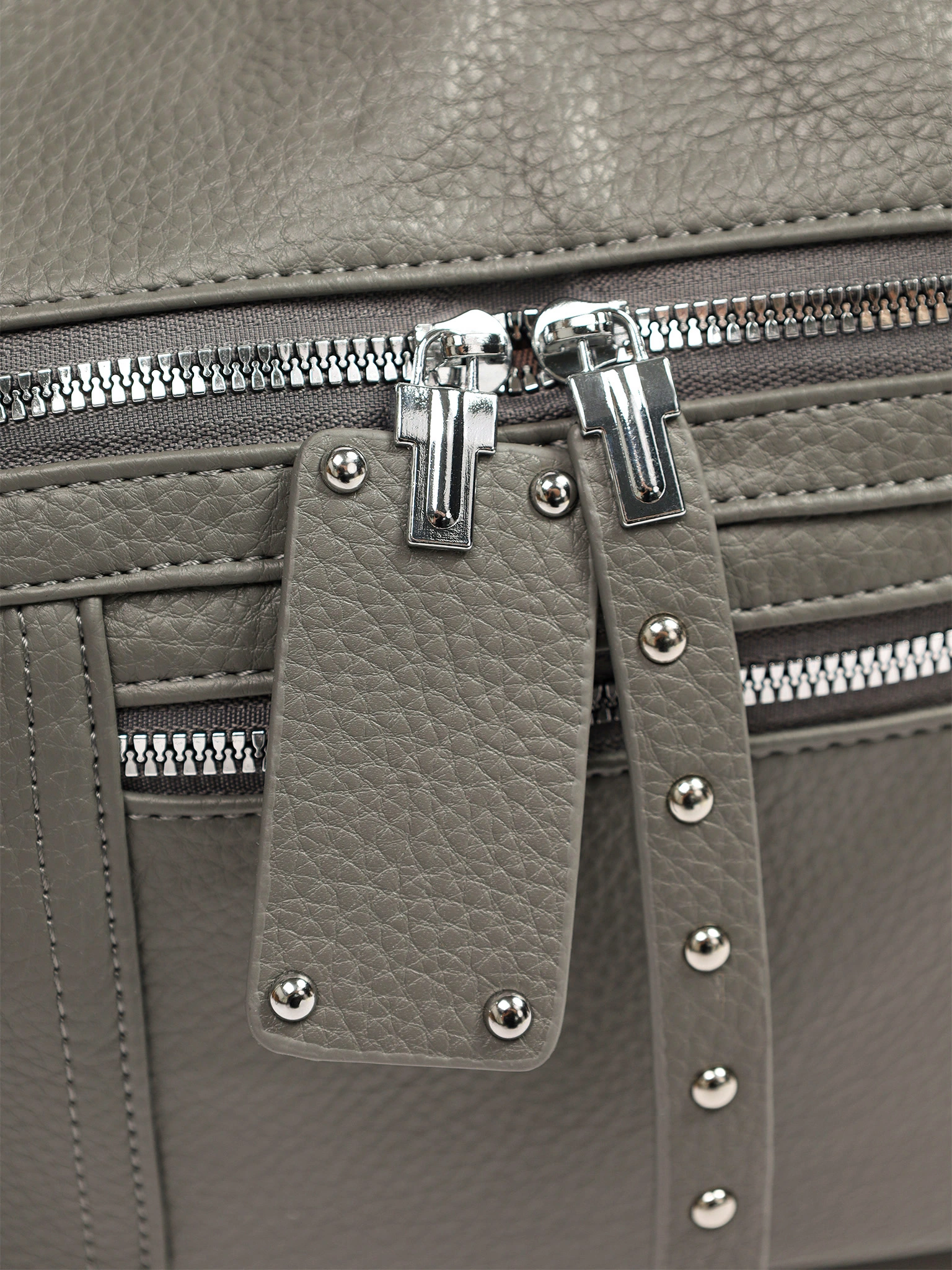 Сумка-шоппер с декоративными пуллерами в ассортименте